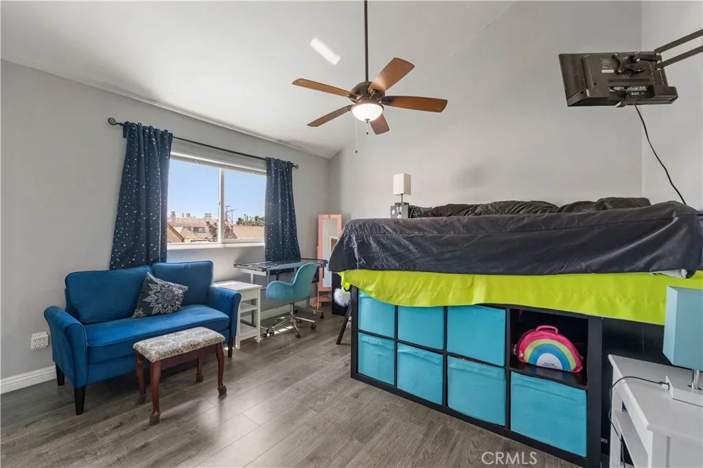 Additional image 41 of 9946 Owensmouth Ave, Chatsworth, CA 91311