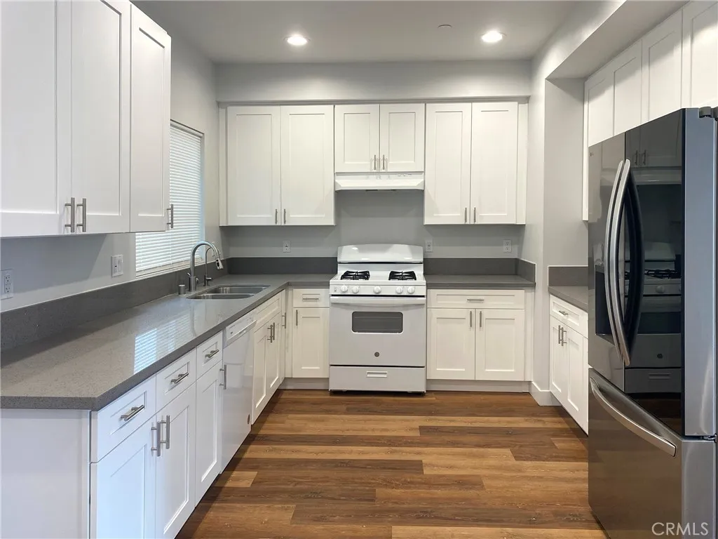 Additional image 31 of 300 Alhambra Road E Unit F, Alhambra, CA 91801