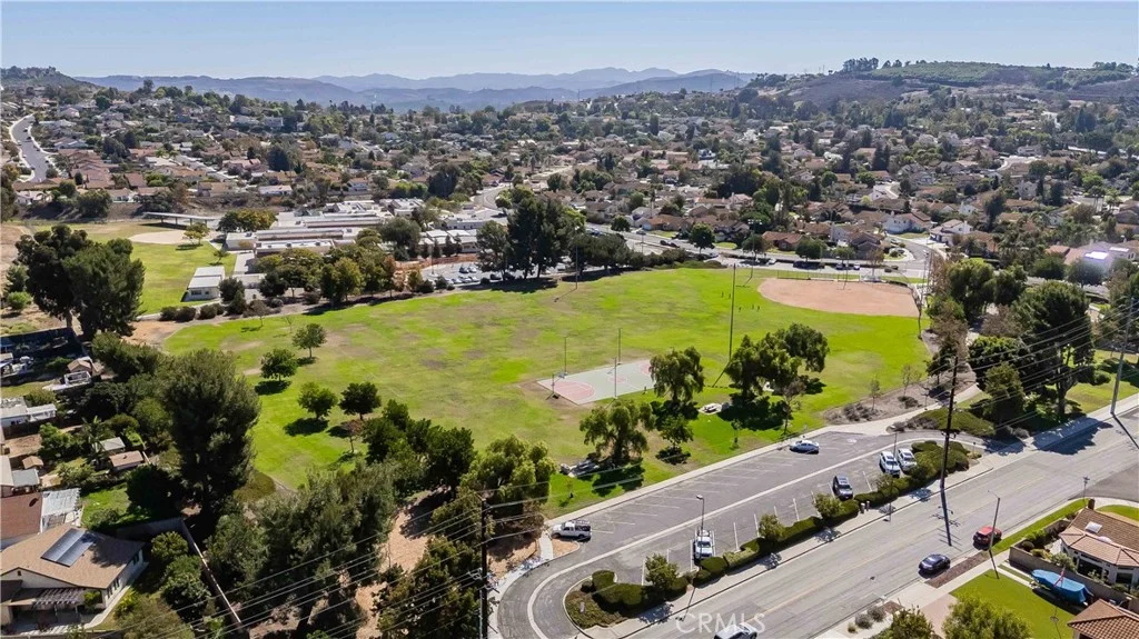 13114 Inglewood Ave, Moorpark, CA 93021