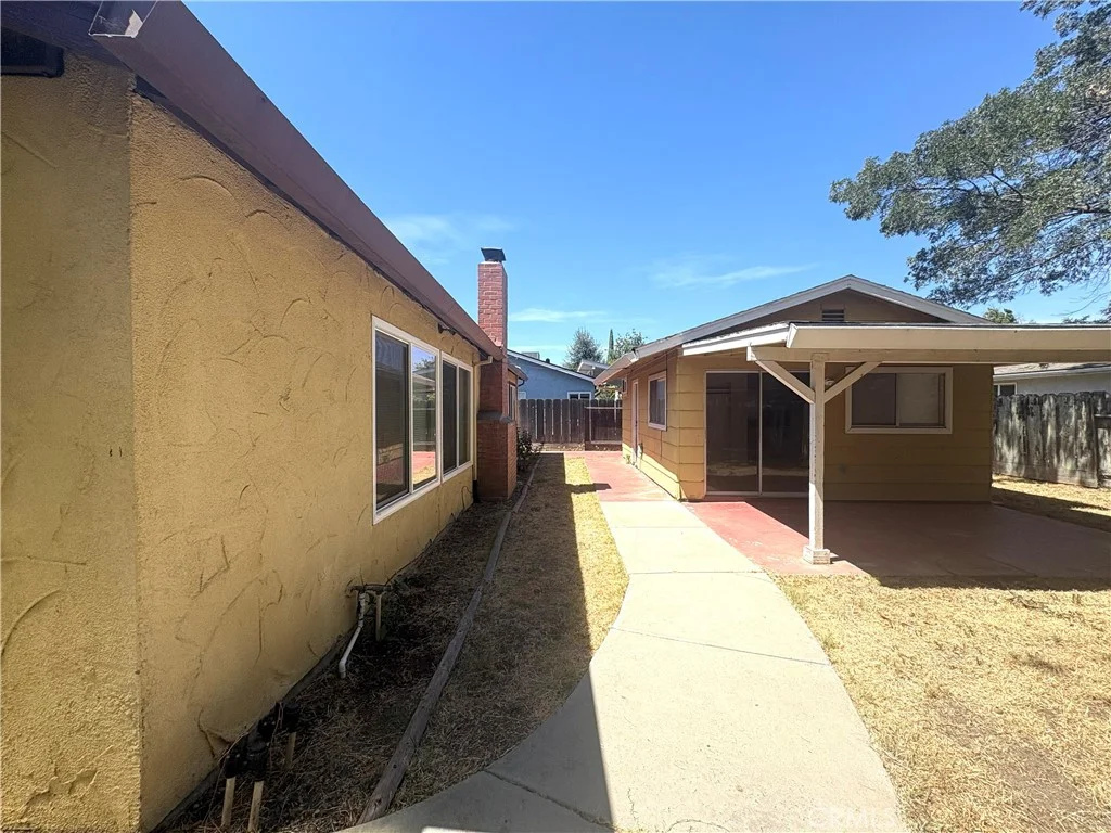 455 Columbia Ave, Merced, CA 95340