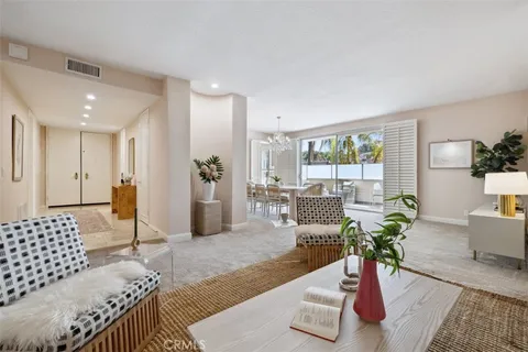 4949 Genesta Avenue Unit 208, Encino, CA 91316 - MLS#: SR25090214