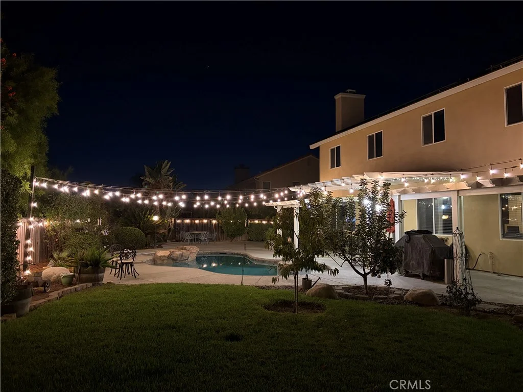 8659 Barnwood Ln, Riverside, CA 92508
