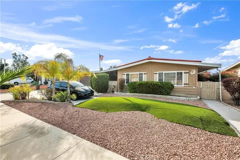 1307 Brentwood Way, Hemet, CA 92545 - MLS#: SW25027643