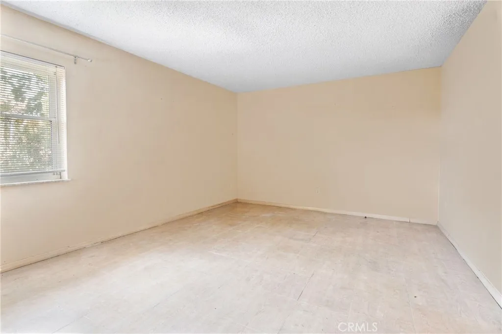 Additional image 60 of 966 Bohnert Avenue, Rialto, CA 92377