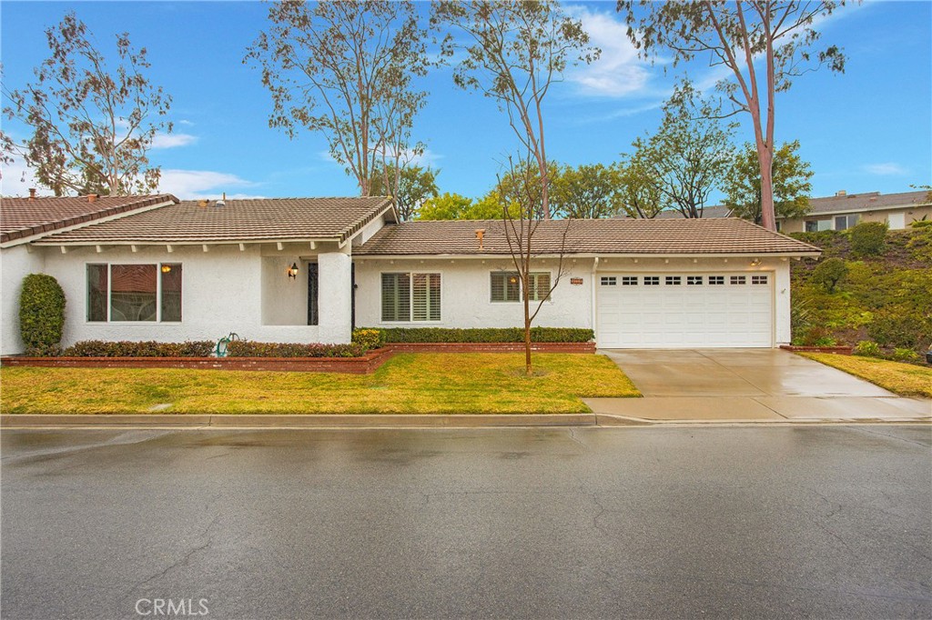 23691 Via Benavente, Mission Viejo, CA 92692 - MLS#: OC23024231