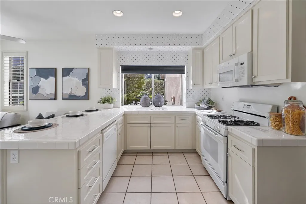 Additional image 32 of 2325 Dunes, Tustin, CA 92782