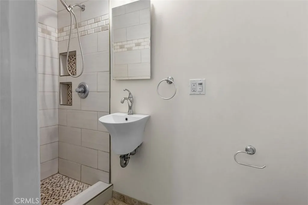 Additional image 17 of 3569 Bandini Ave, Riverside, CA 92506