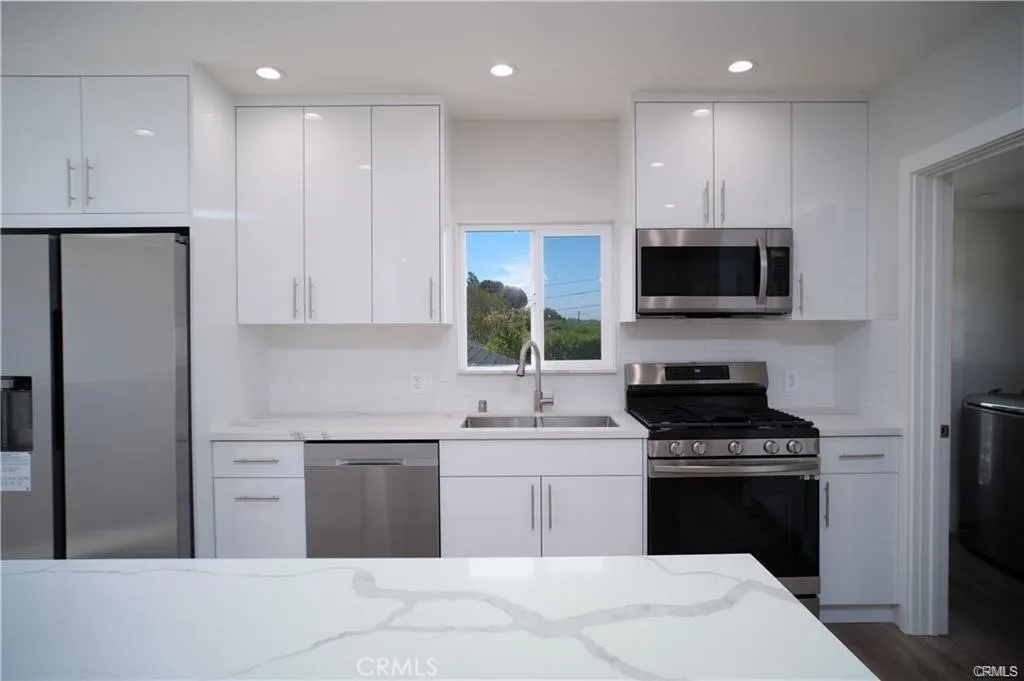 Additional image 14 of 1020 Lantana Drive, Los Angeles, CA 90042