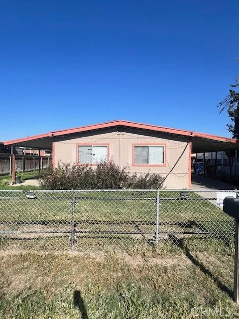 6204 Dennen Street, Bakersfield, CA MLS: SR25080002