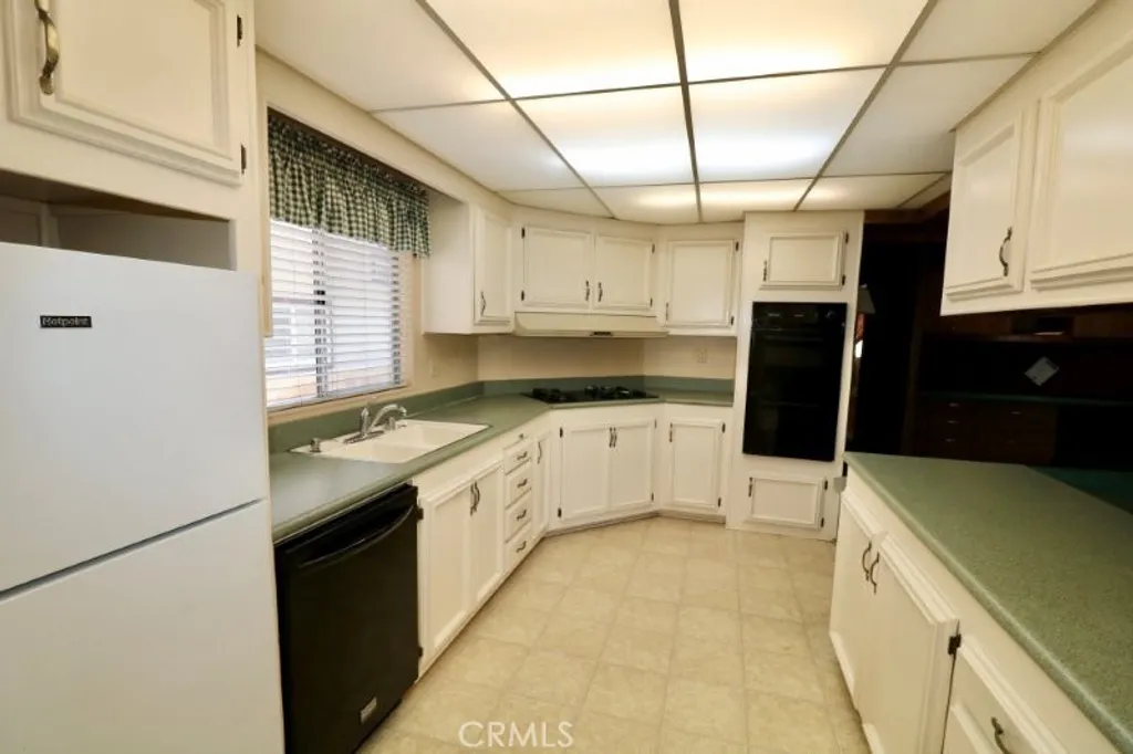 Additional image 30 of 1351 Silver Lake Place Unit 92, Brea, CA 92821