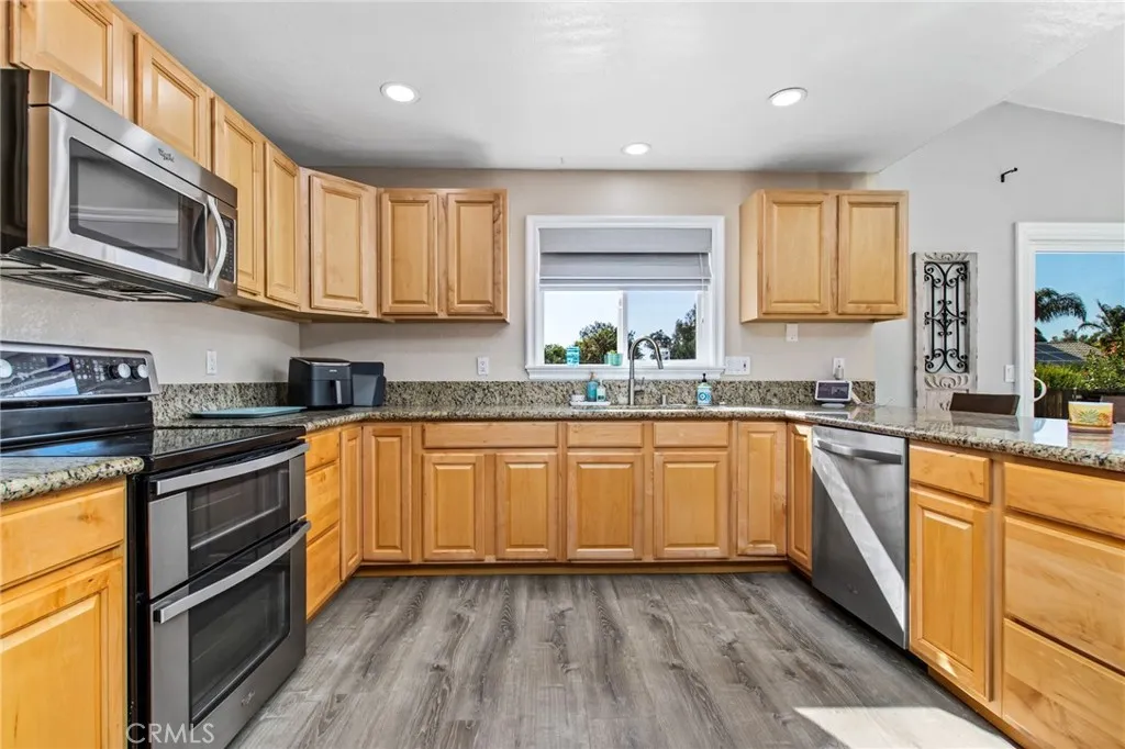 Additional image 13 of 30265 Buck Tail Drive, Canyon Lake, CA 92587