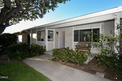 285 E Fiesta Green, Port Hueneme, CA 93041 - MLS#: V1-28312