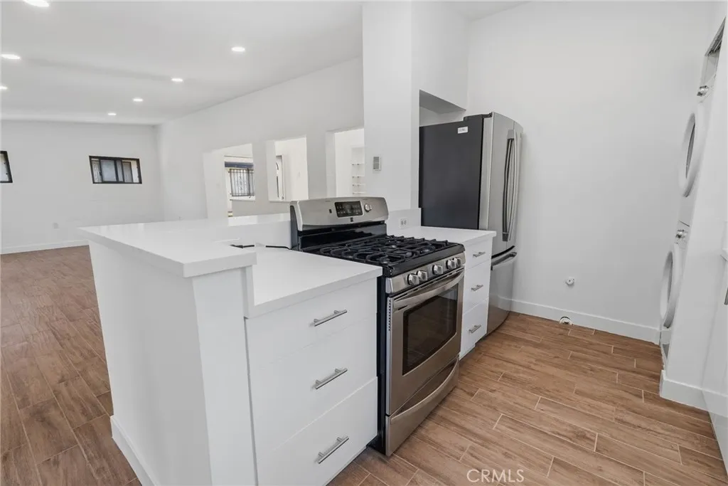 Additional image 32 of 217 S Aviation, Manhattan Beach, CA 90266