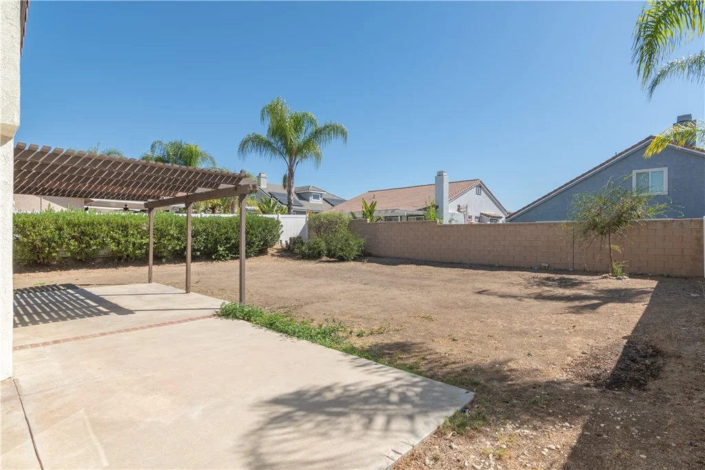 36194 Toulon Dr, Murrieta, CA 92562