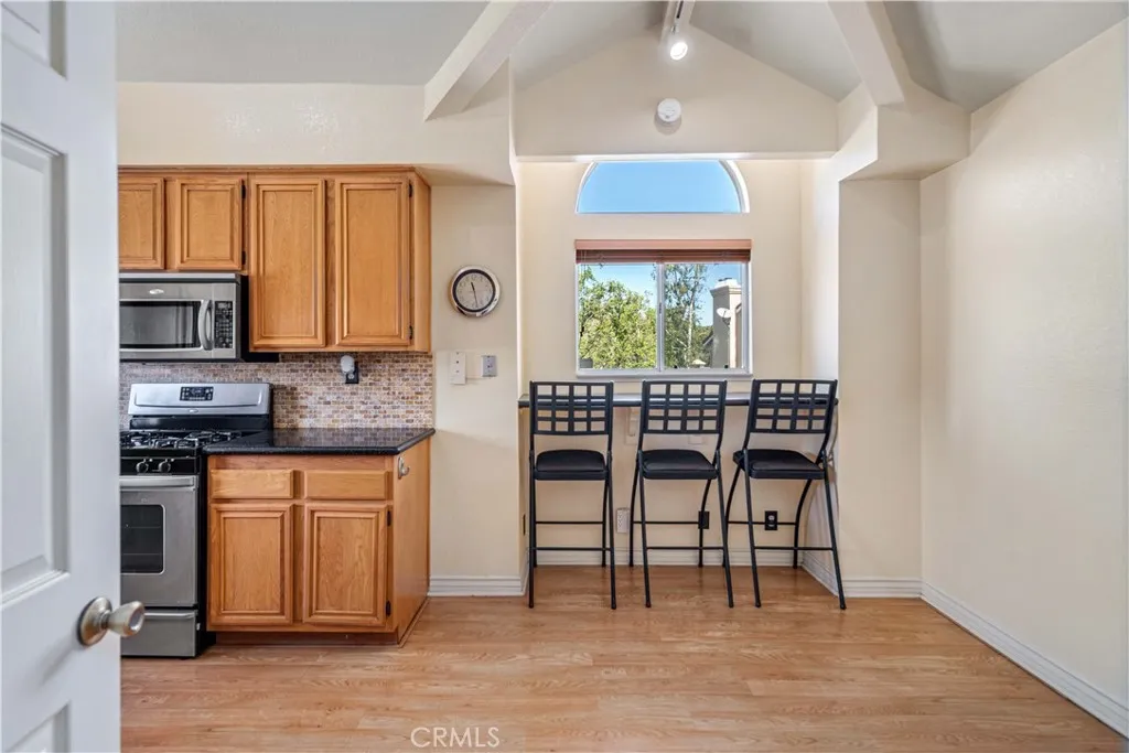 Additional image 15 of 498 Shelburne Ln Unit B, Simi Valley, CA 93065