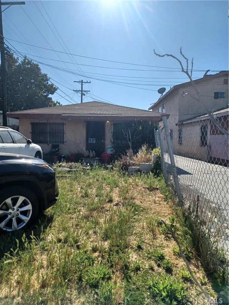 6113 Menlo Ave, Los Angeles, CA 90044