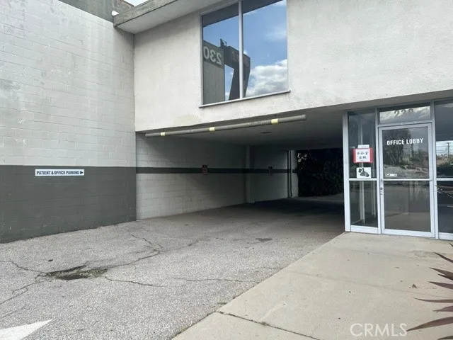 230 S Garfield Ave  