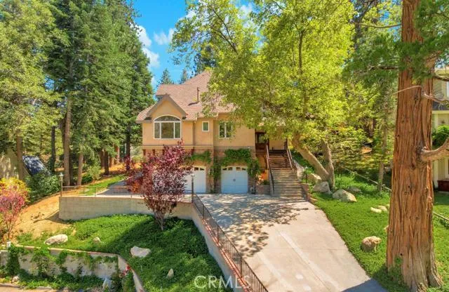 279 El Dorado Court, Lake Arrowhead, CA 92352