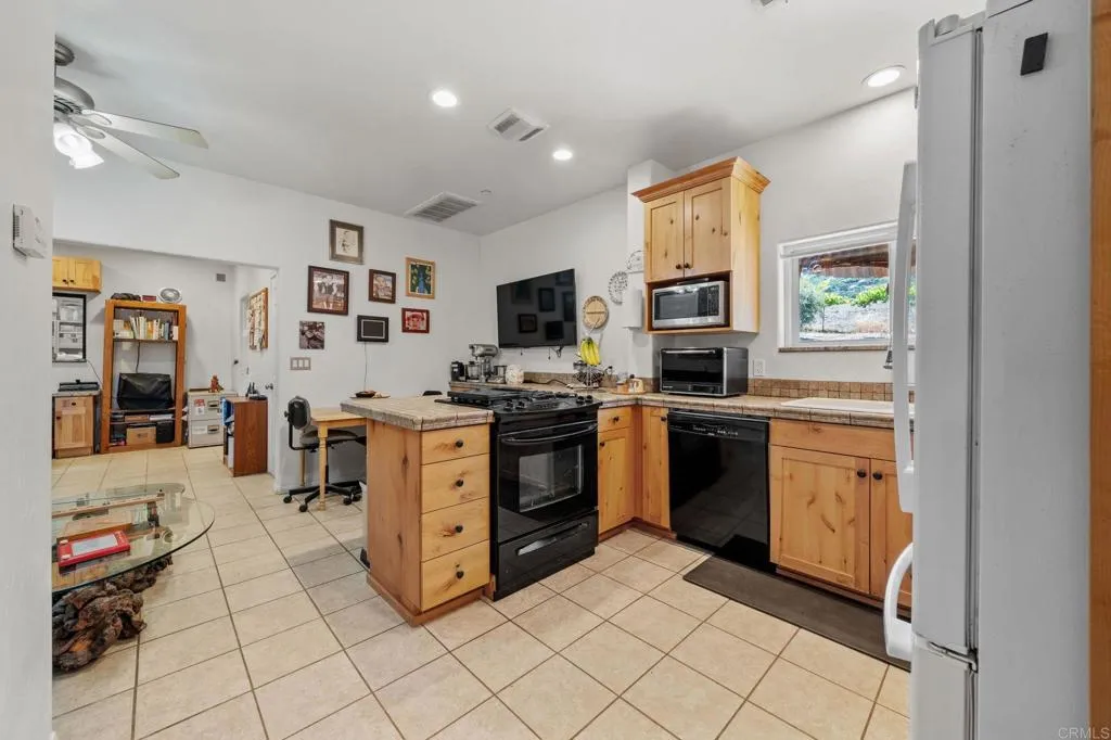 Additional image 23 of 22002 Lyons Valley Road, Alpine, CA 91901