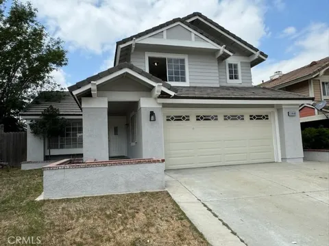 12050 Ocotillo Drive, Fontana, CA MLS: WS25091040