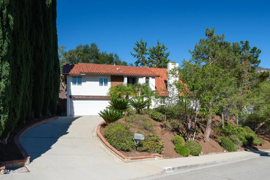 2321 Conle Way, La Canada Flintridge, CA 91011