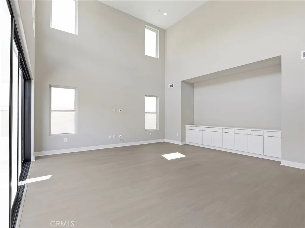 Additional image 42 of 132 Creation, Irvine, CA 92618