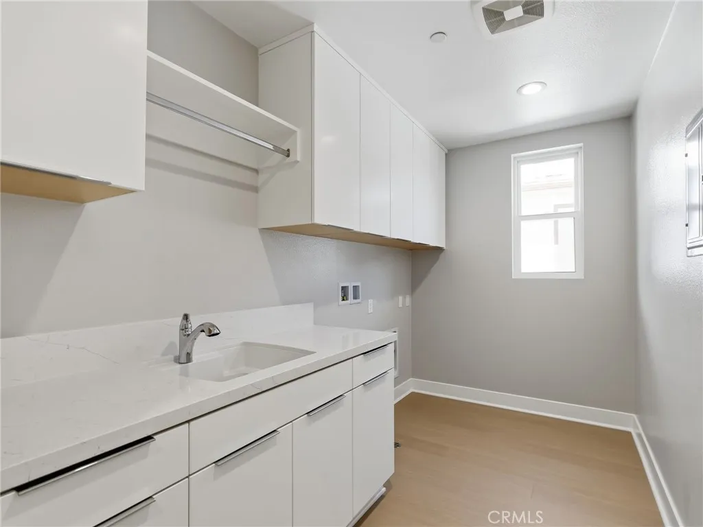 Additional image 11 of 132 Creation, Irvine, CA 92618