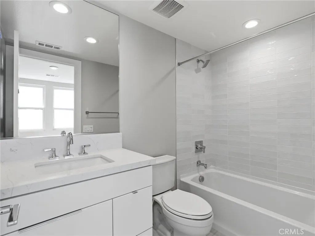 Additional image 20 of 132 Creation, Irvine, CA 92618