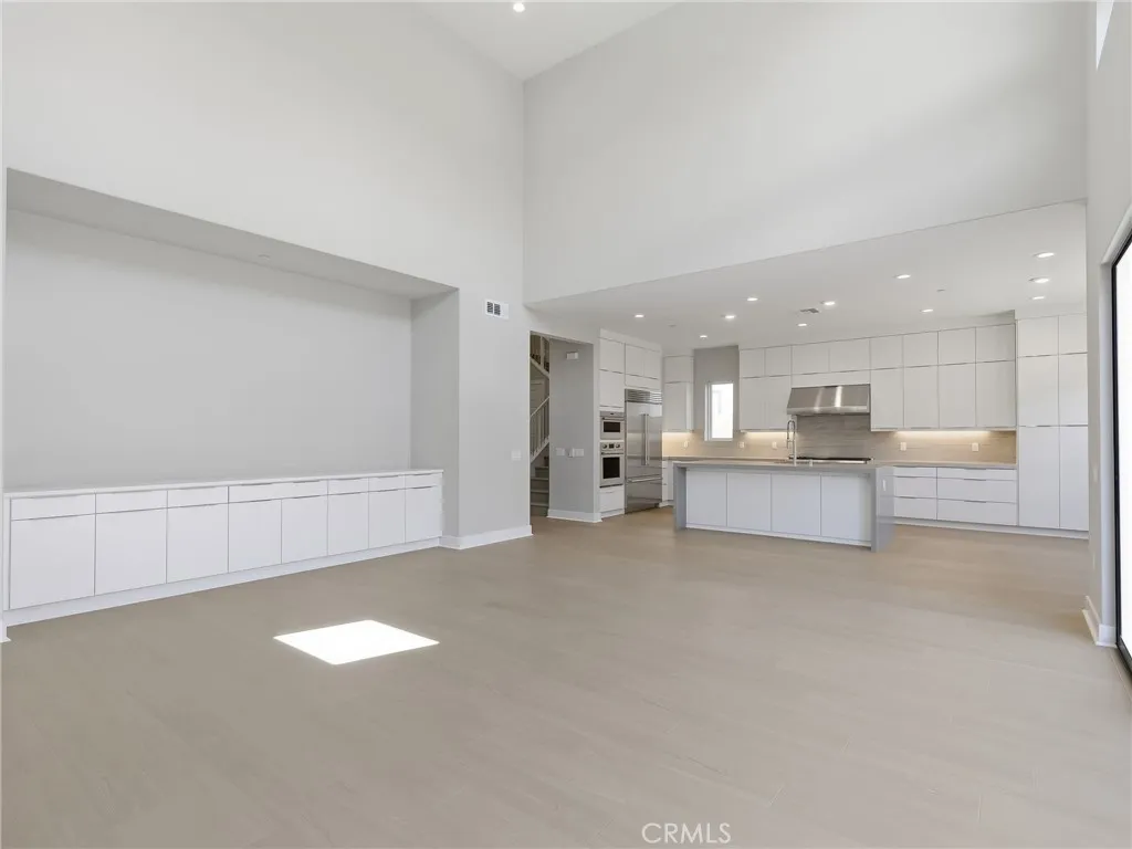 Additional image 39 of 132 Creation, Irvine, CA 92618