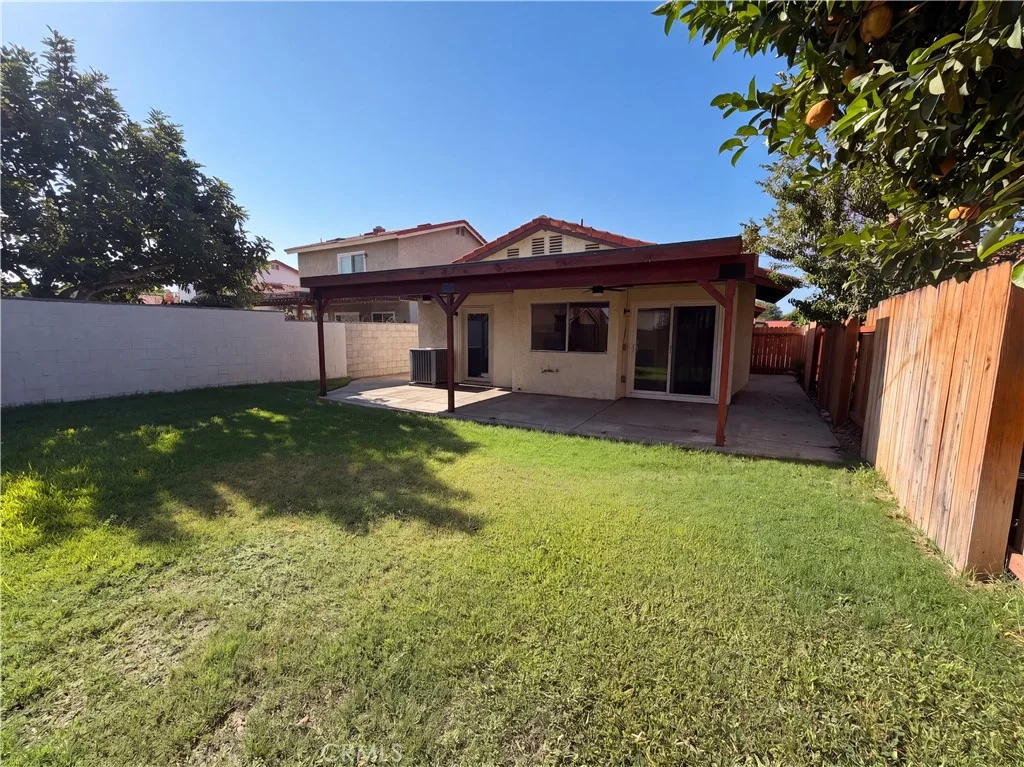 1873 Topeka Way, Colton, CA 92324