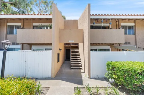 1101 W Macarthur Boulevard Unit 195, Santa Ana, CA 92707 - MLS#: OC25008918