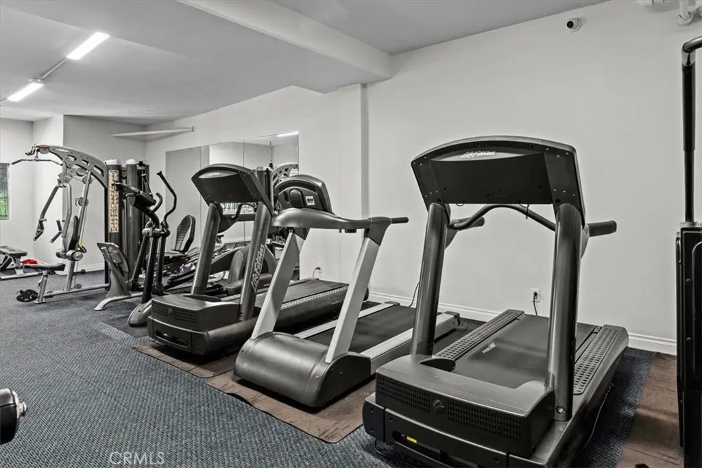 Additional image 37 of 6752 Hillpark Unit 303, Los Angeles, CA 90068