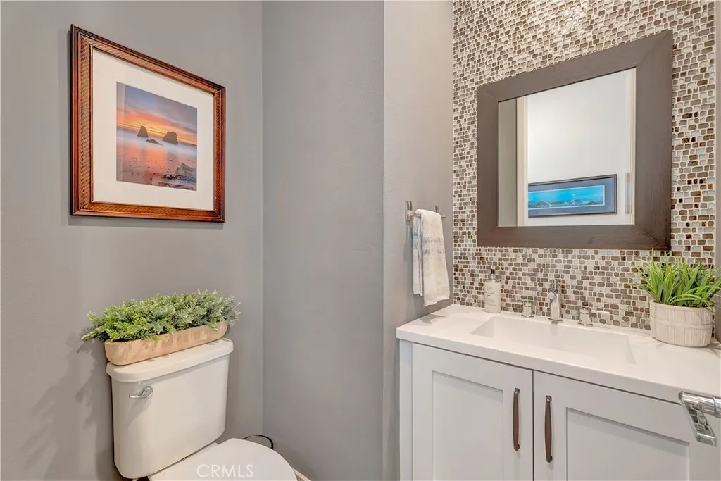 Additional image 22 of 2105 Two Harbors Circle, Costa Mesa, CA 92627