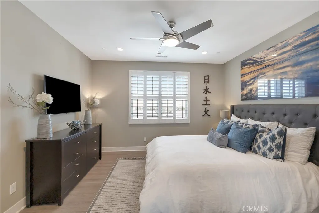 Additional image 102 of 2105 Two Harbors Circle, Costa Mesa, CA 92627