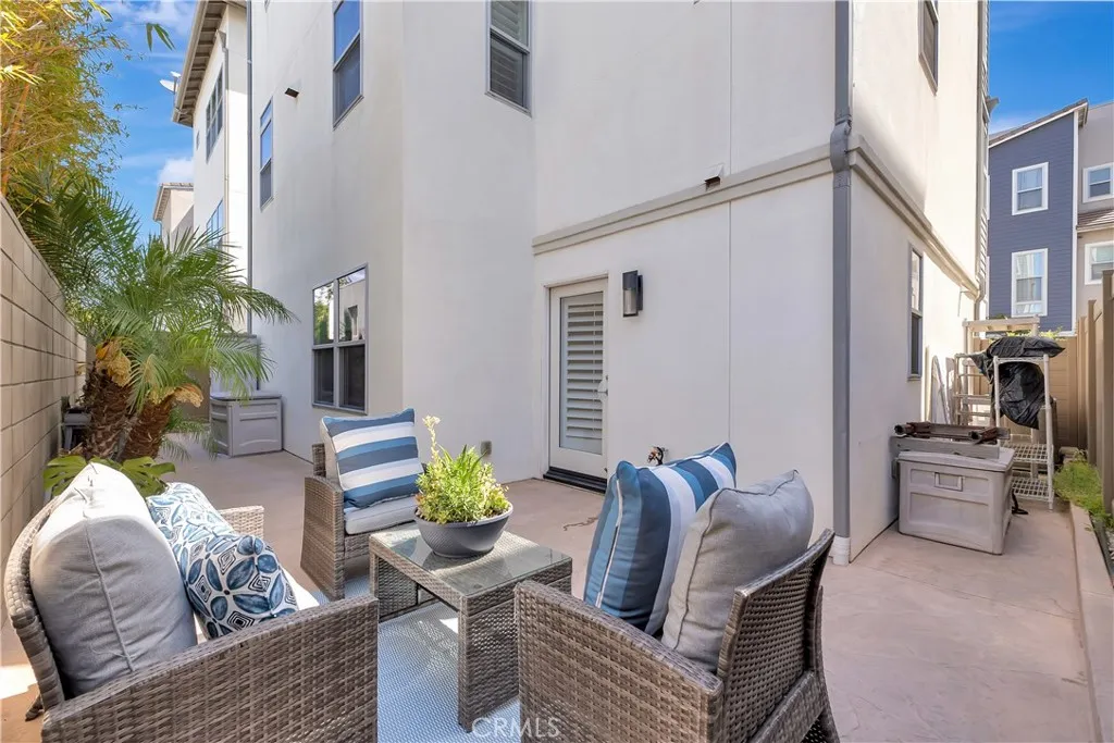 Additional image 118 of 2105 Two Harbors Circle, Costa Mesa, CA 92627