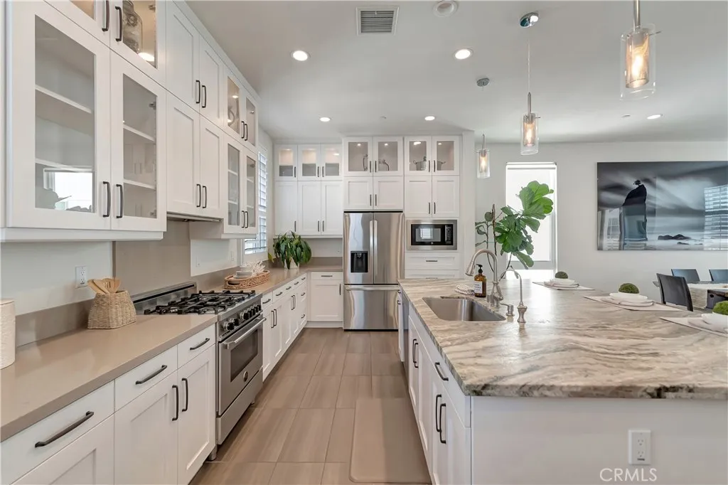 Additional image 89 of 2105 Two Harbors Circle, Costa Mesa, CA 92627