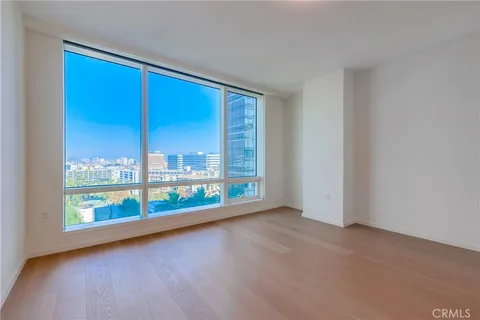 877 Francisco Street Unit 1618, Los Angeles, CA 90017 - MLS#: NP25021376