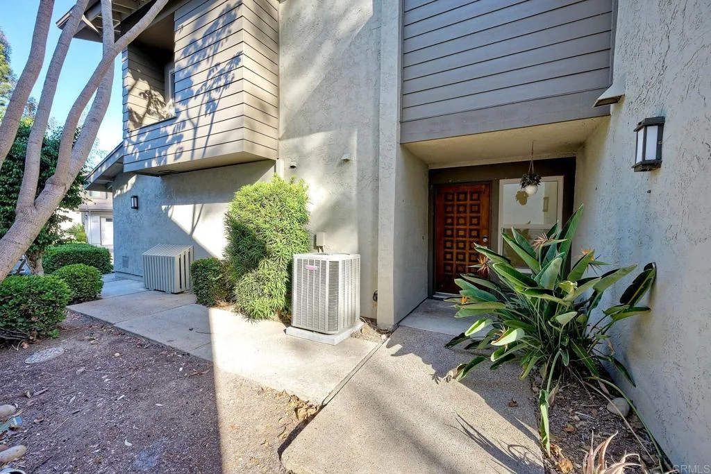 10218 Caminito Surabaya, San Diego, CA 92131