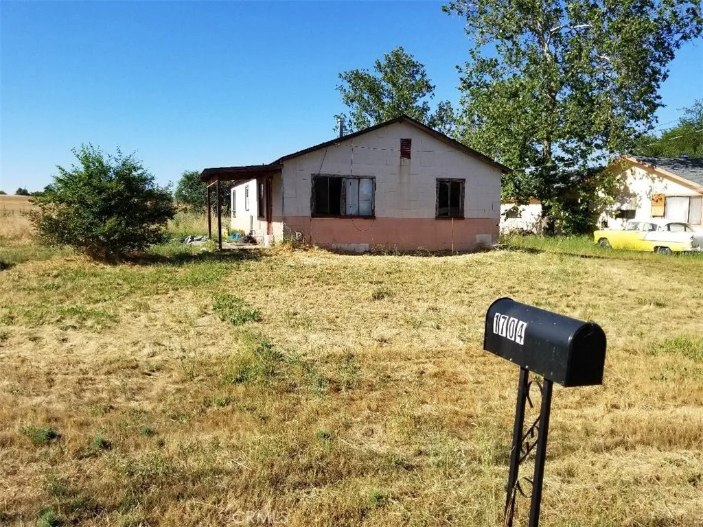 1704 Oro Dam Blvd W  