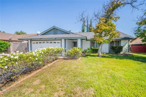 19418 Easton Street, Rialto, CA MLS: IV25101177