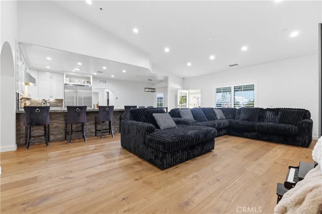 Additional image 38 of 2189 Myers St, Riverside, CA 92503