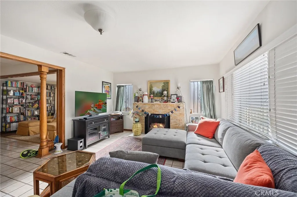 Additional image 31 of 816 N Kenmore Avenue, Los Angeles, CA 90029