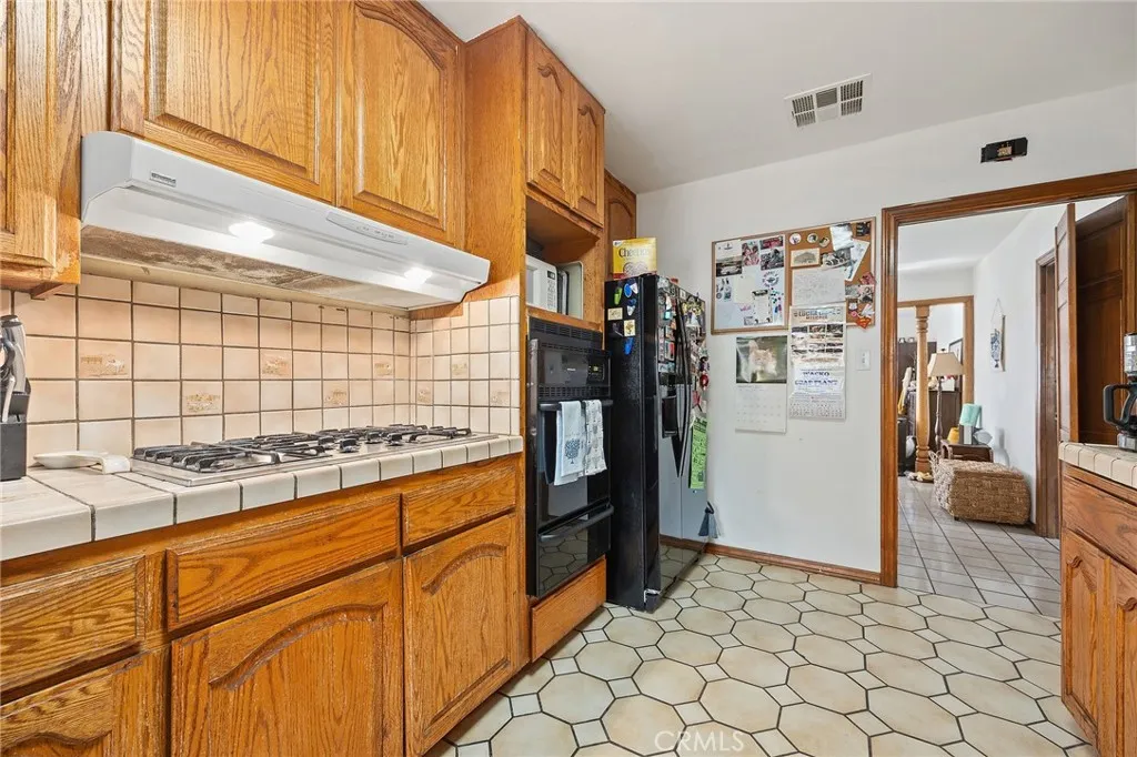 Additional image 24 of 816 N Kenmore Avenue, Los Angeles, CA 90029