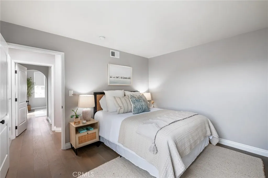 Additional image 21 of 1300 12th Street Unit E, Manhattan Beach, CA 90266