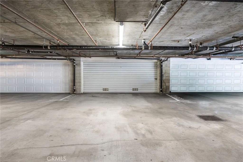 Additional image 75 of 1300 12th Street Unit E, Manhattan Beach, CA 90266