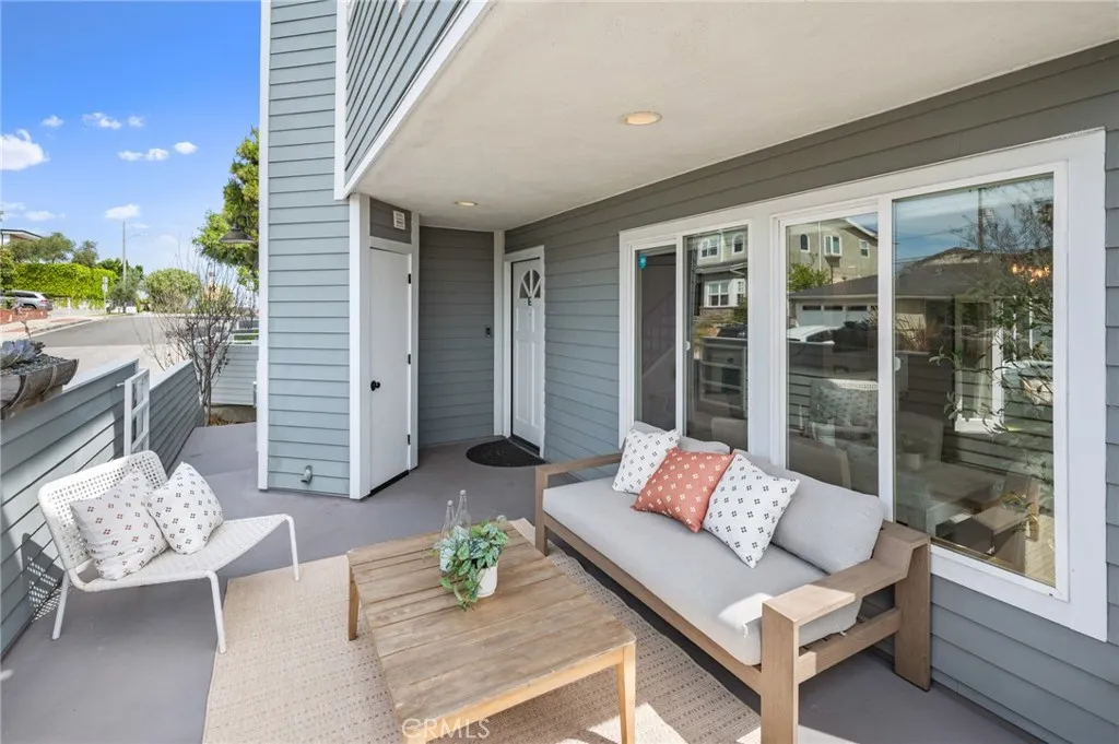 Additional image 53 of 1300 12th Street Unit E, Manhattan Beach, CA 90266