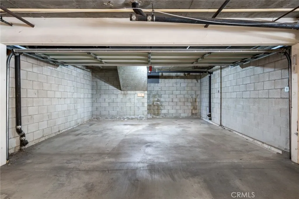 Additional image 74 of 1300 12th Street Unit E, Manhattan Beach, CA 90266