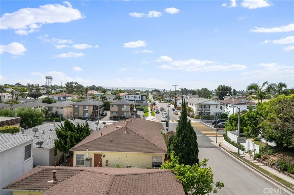 Additional image 32 of 1300 12th Street Unit E, Manhattan Beach, CA 90266