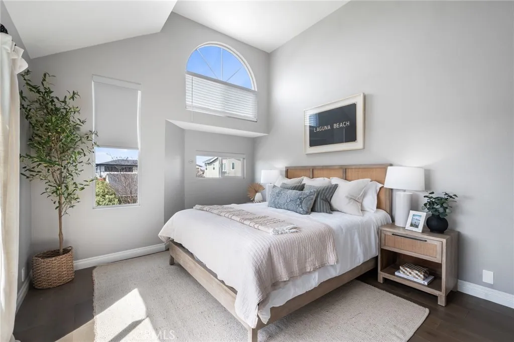 Additional image 67 of 1300 12th Street Unit E, Manhattan Beach, CA 90266