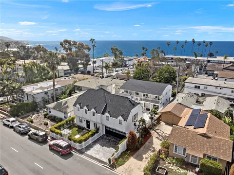 319 Cypress Drive, Laguna Beach, CA MLS: LG25064715